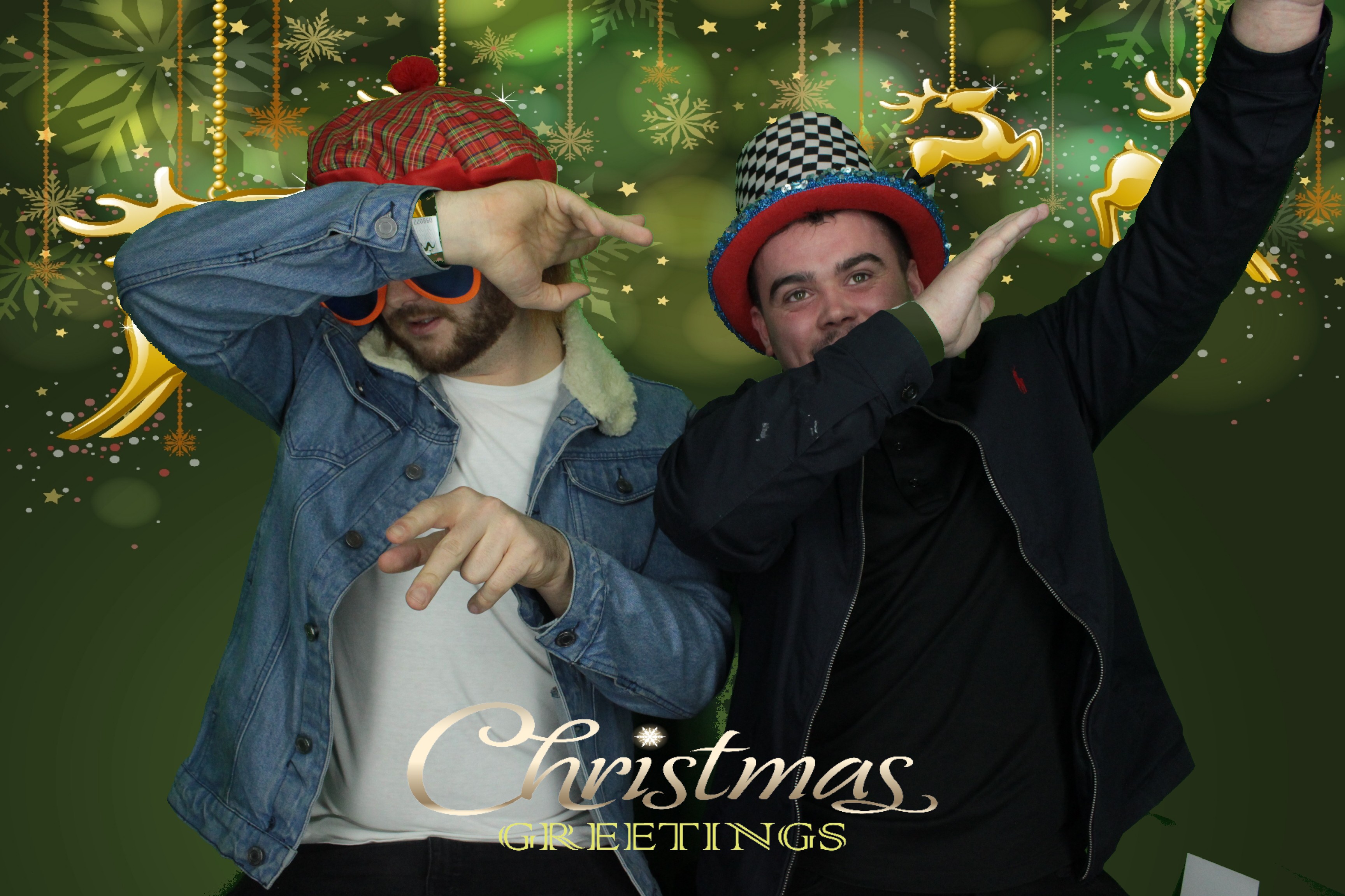 One Line Christmas Party | View more photos from the event at gallery.myphotoboothexperience.co.uk/u/MyPhotoBoothExperienceLtd/One-Line-Christmas-Party